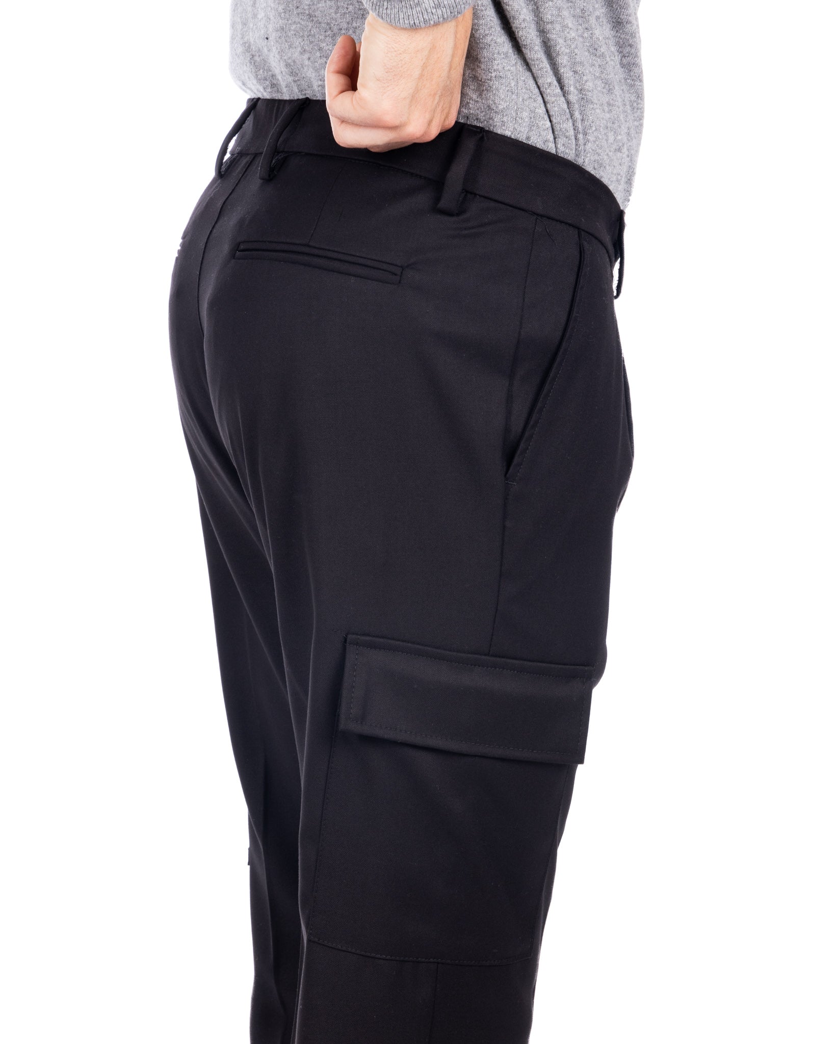 Hamburg - black cargo trousers