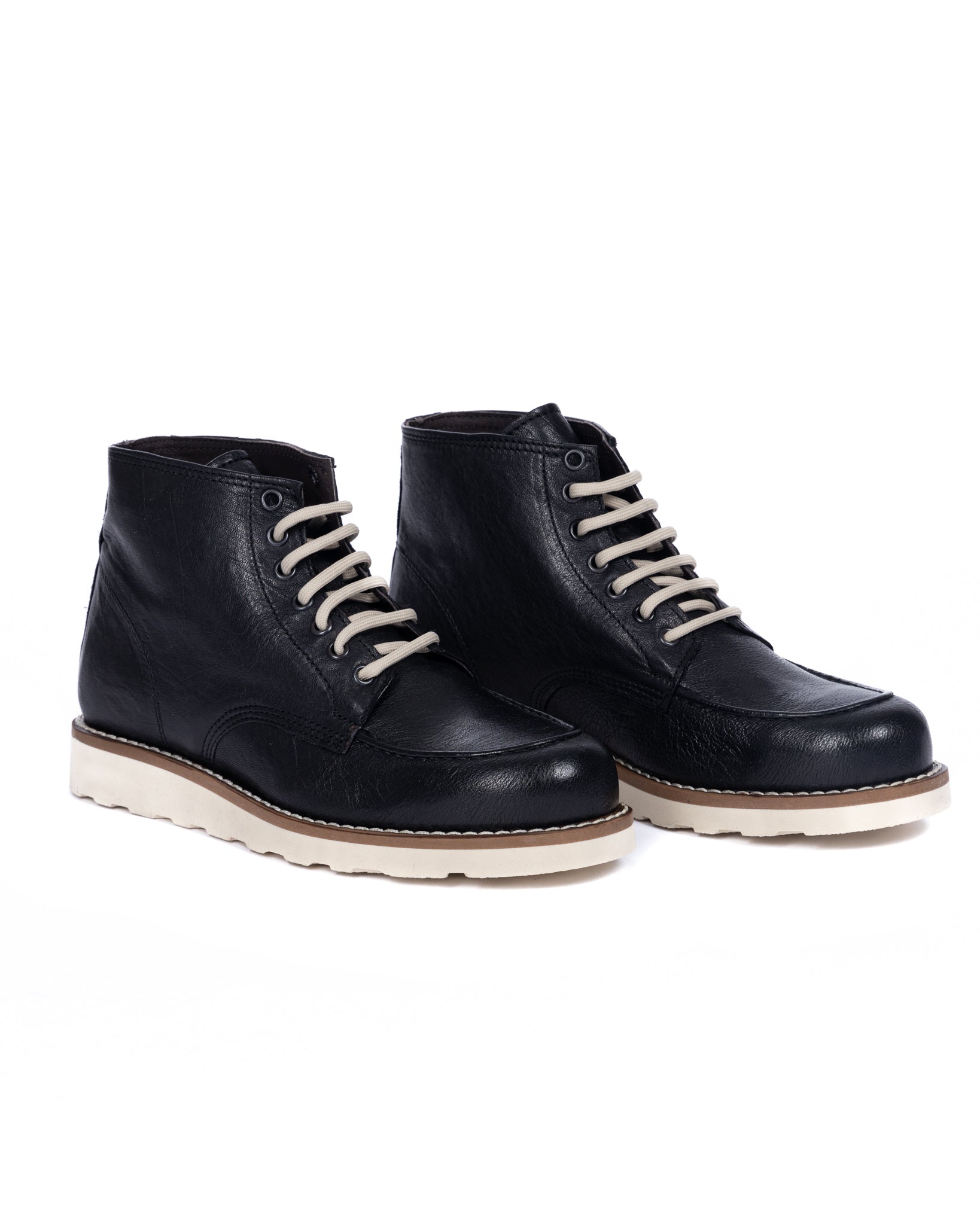 Moon - black leather boot