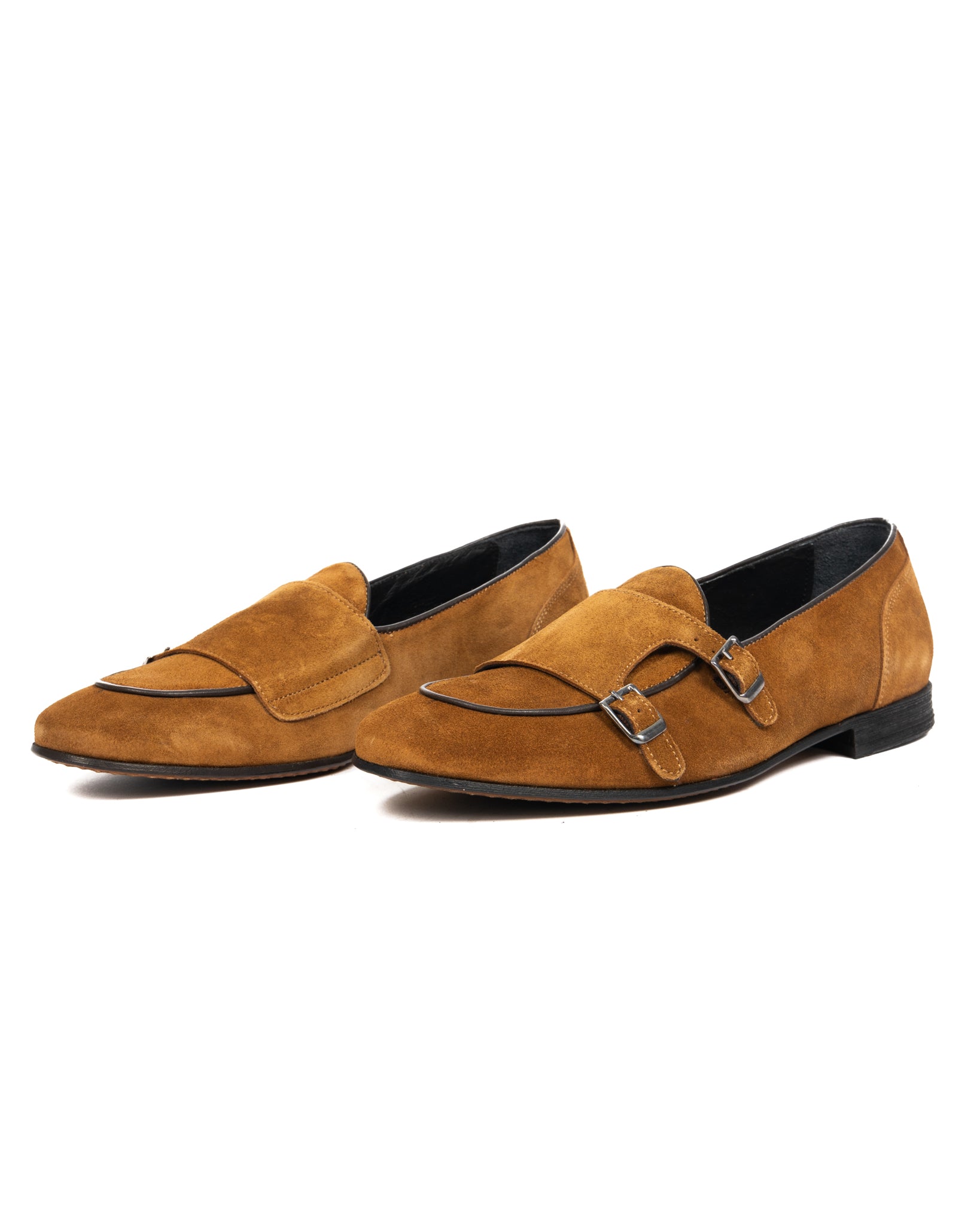 Gianni - camel suede moccasin with double buckle