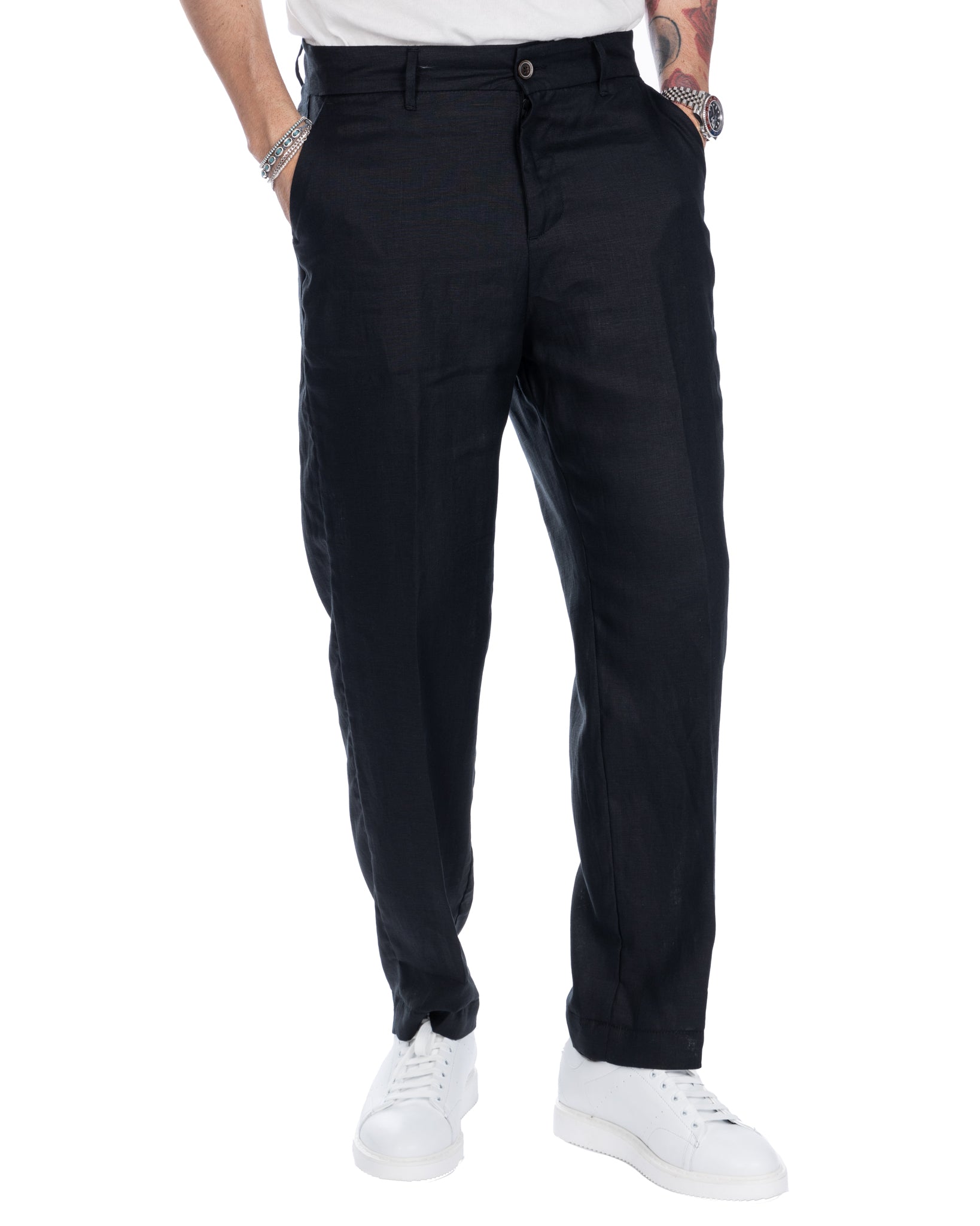 Lucas - wide trousers in pure black linen