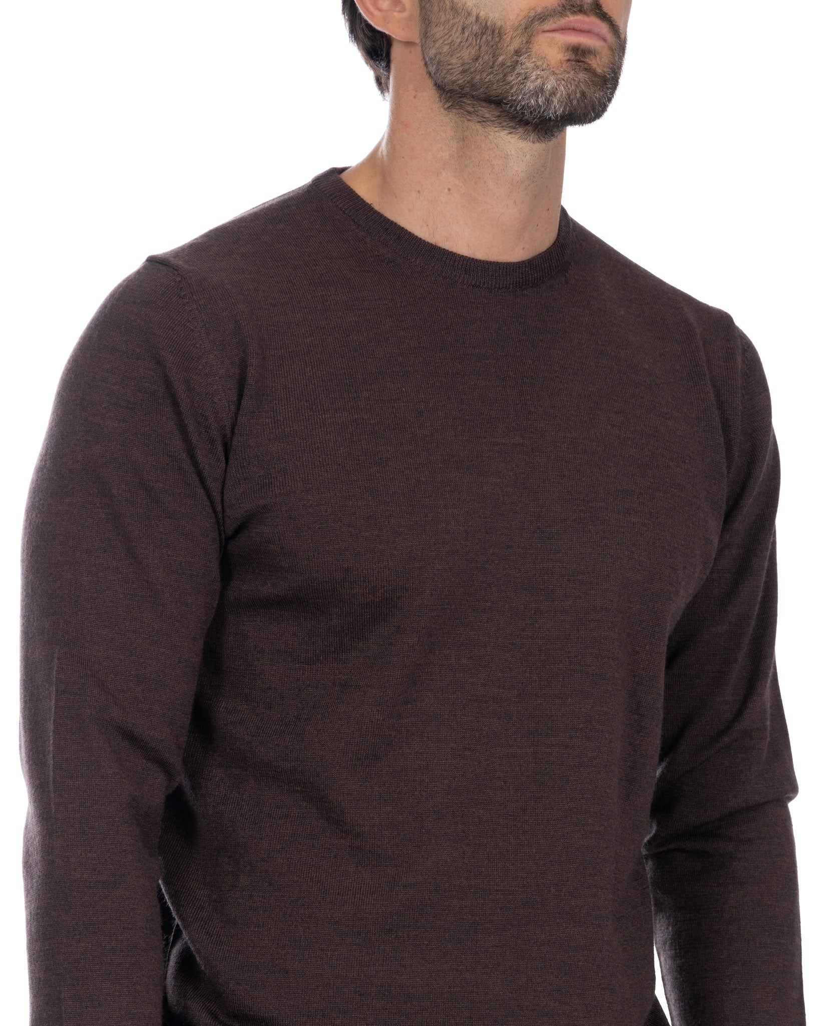Pull ras du cou Furore en laine mérinos Tollegno marron foncé