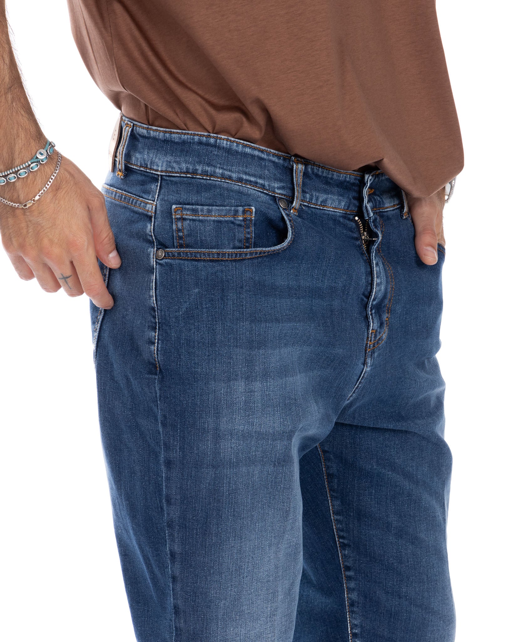 Carter - basic blue jeans