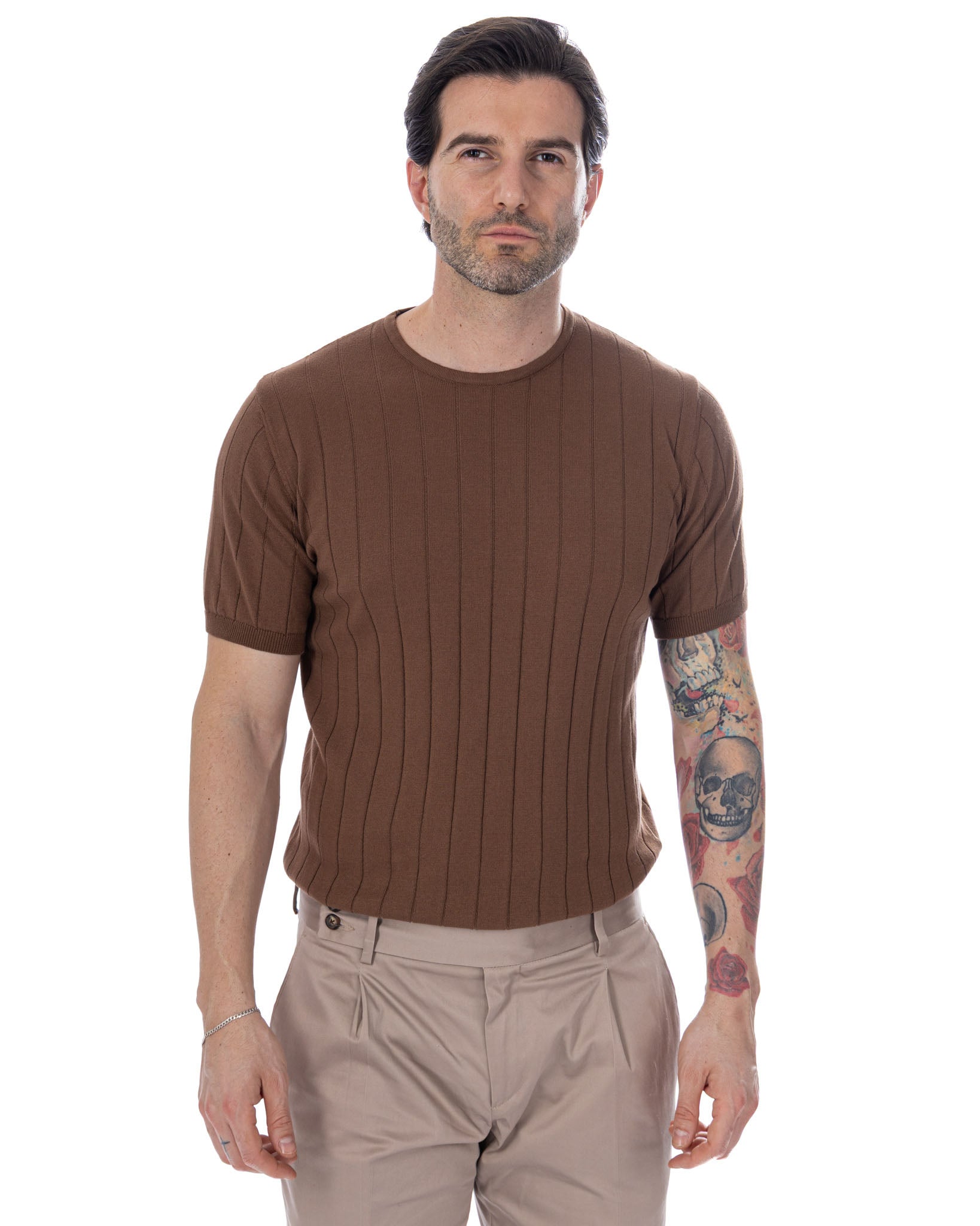 Adriano - T-shirt en maille côtelée marron foncé