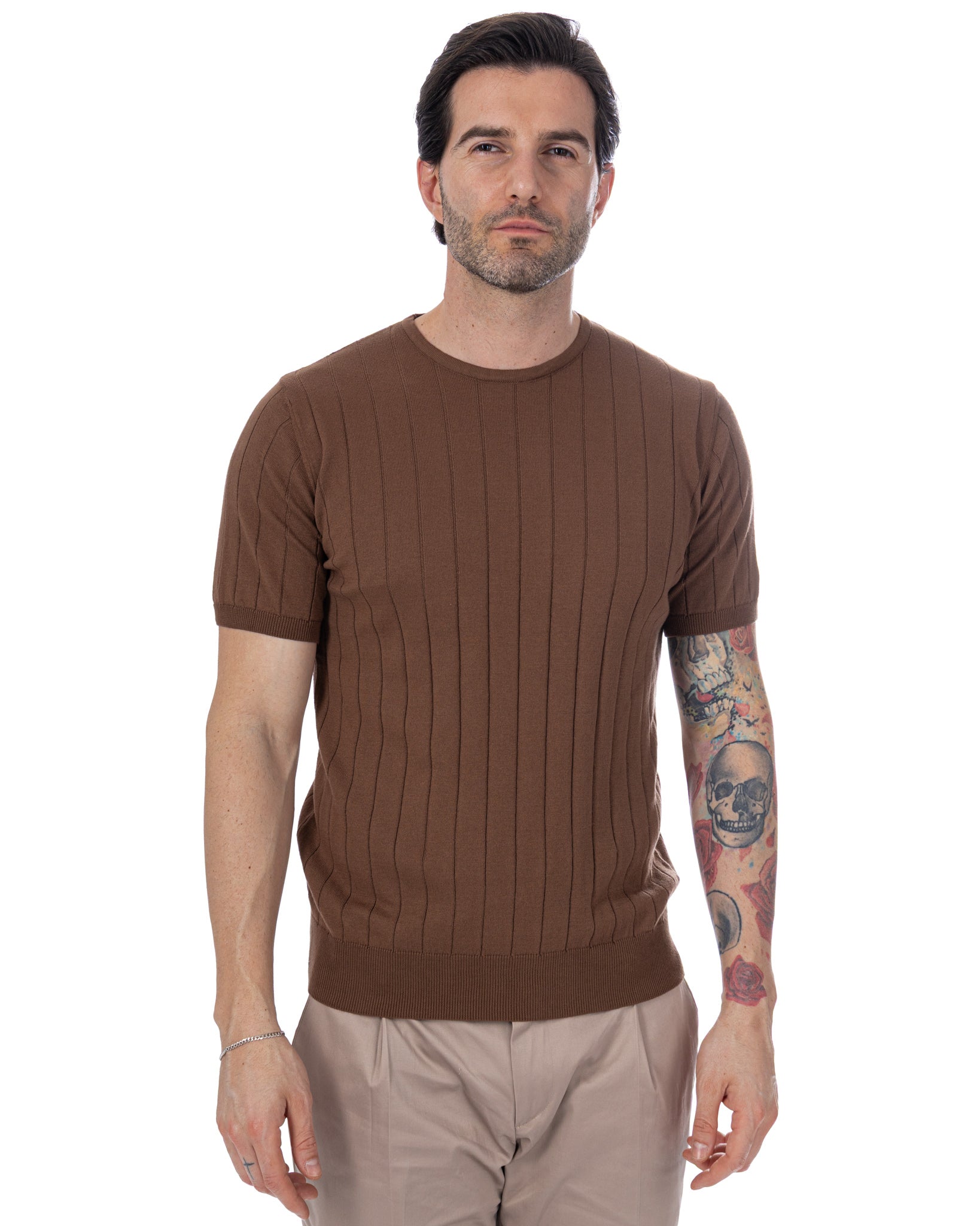 Adriano - T-shirt en maille côtelée marron foncé