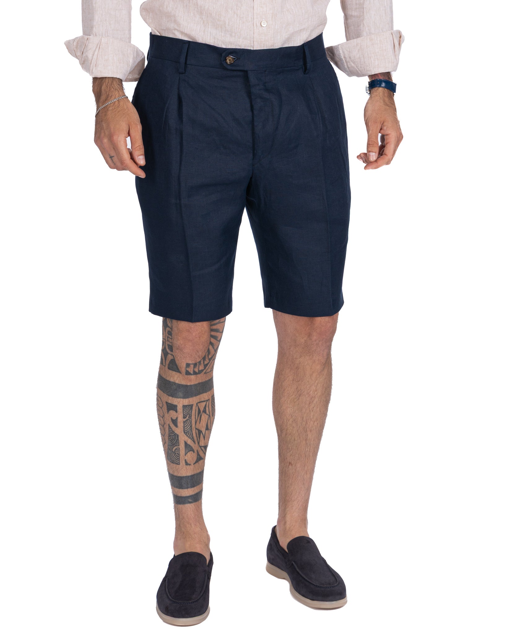 Rowan - High-waisted Bermuda shorts with blue pleats