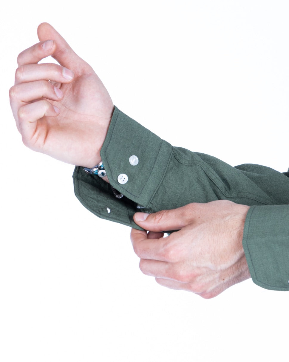 SERAFINO - CHEMISE CINQ BOUTONS EN LIN VERT