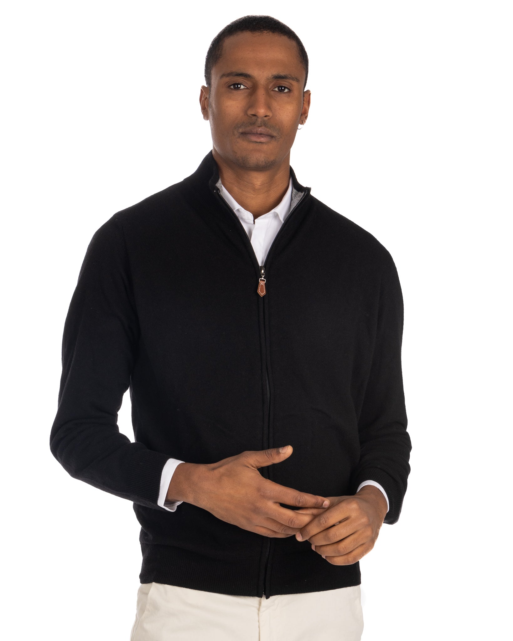 Matt - black full zip sweater in cashmere blend