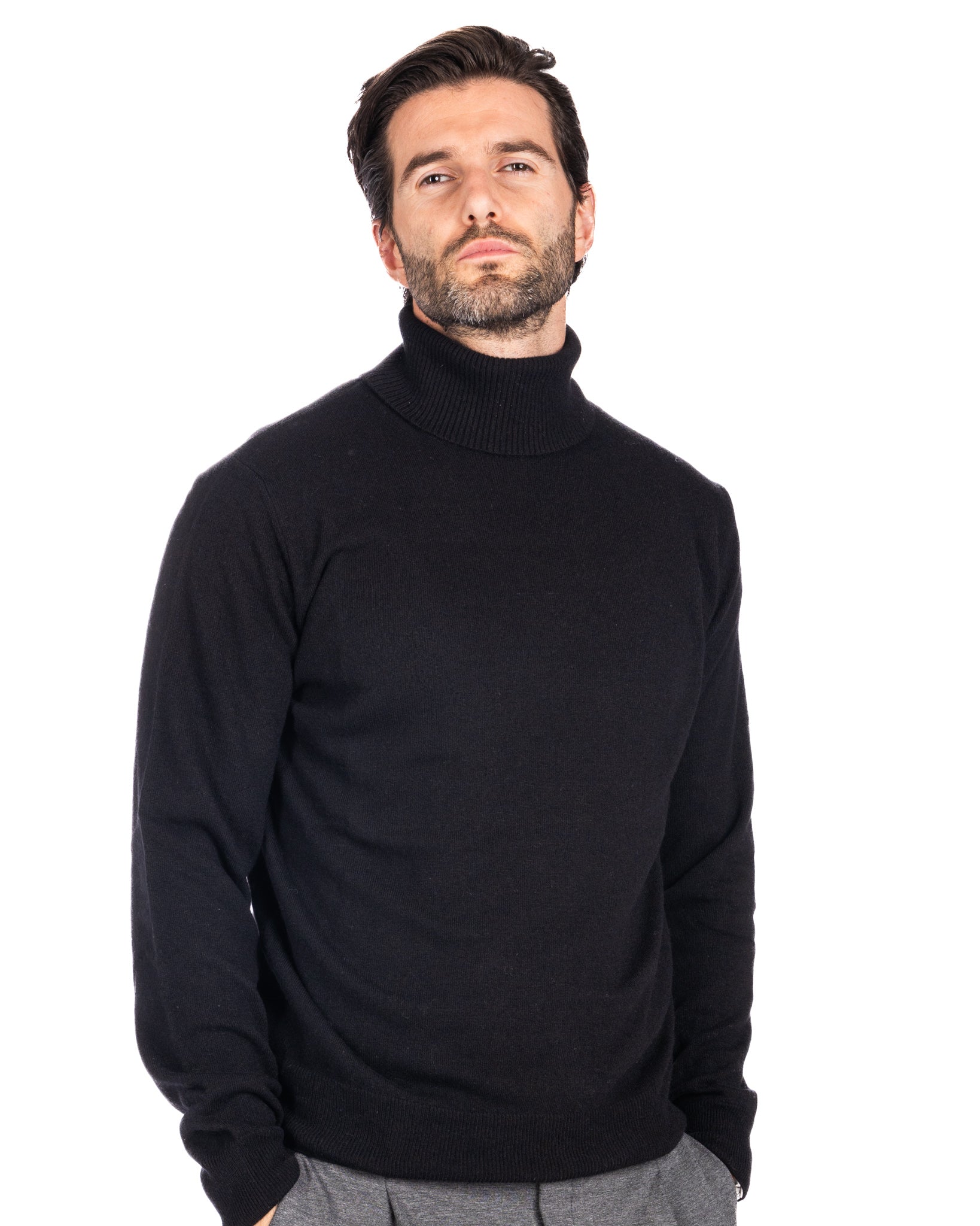 Lee - black cashmere blend turtleneck