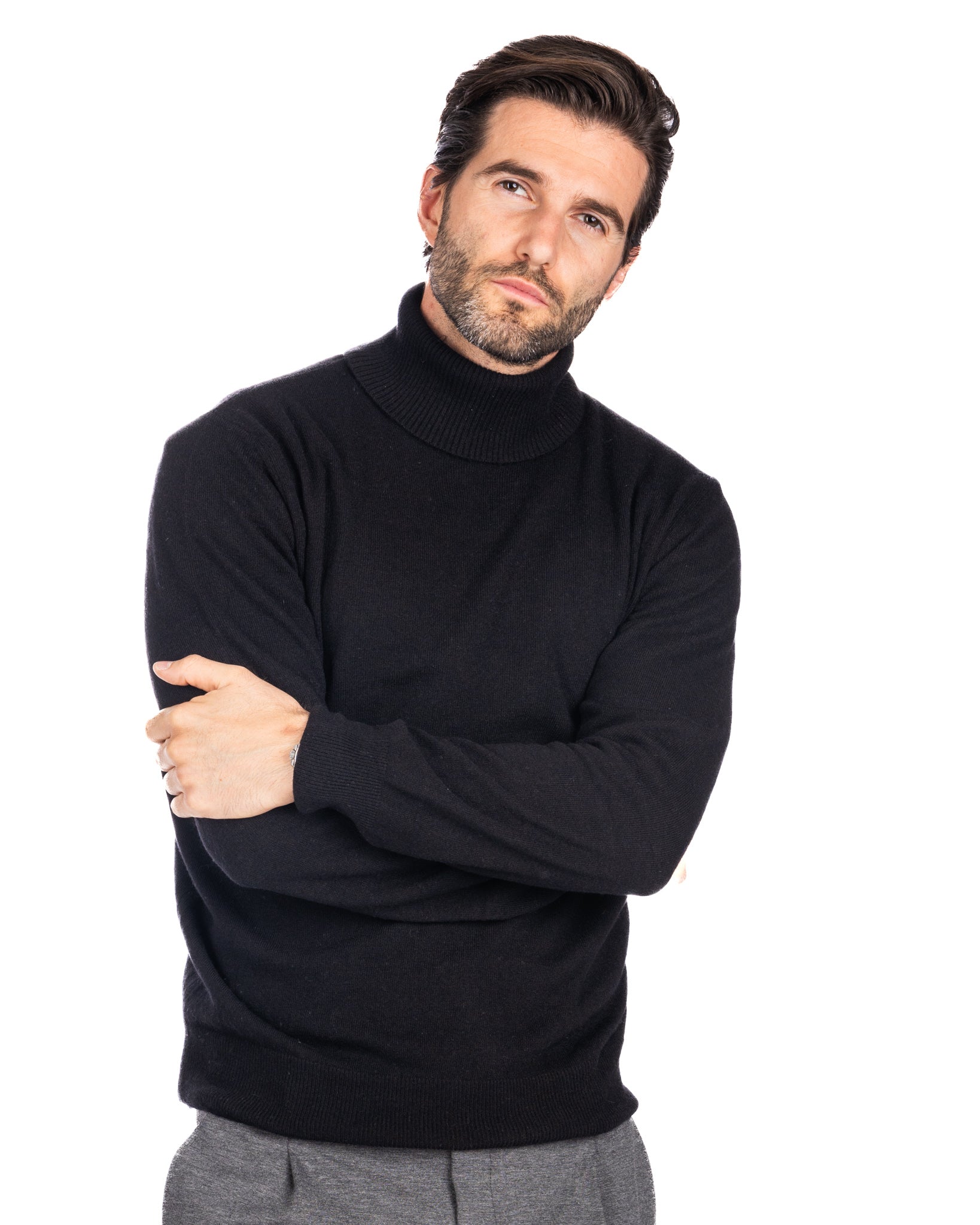 Lee - black cashmere blend turtleneck