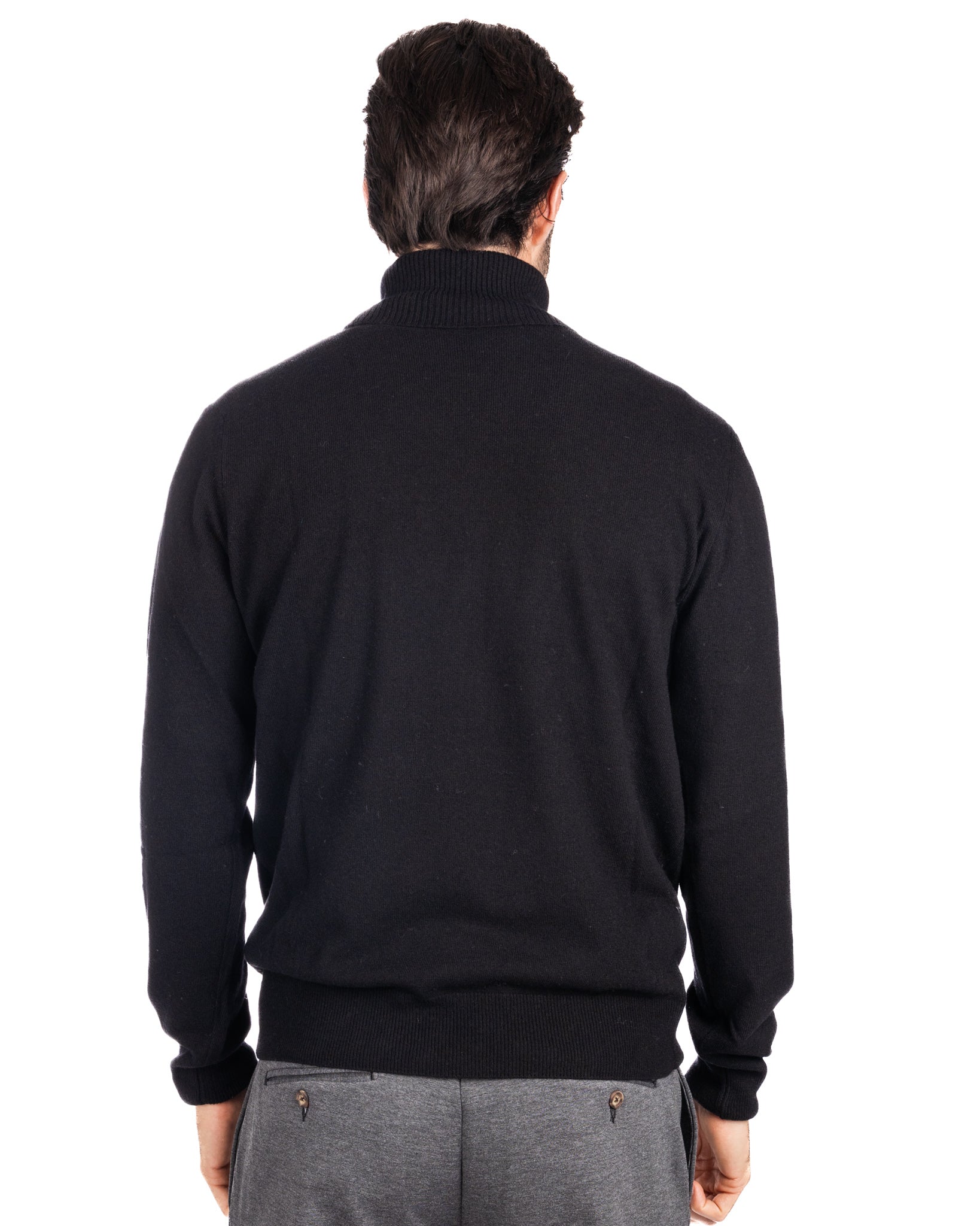 Lee - black cashmere blend turtleneck