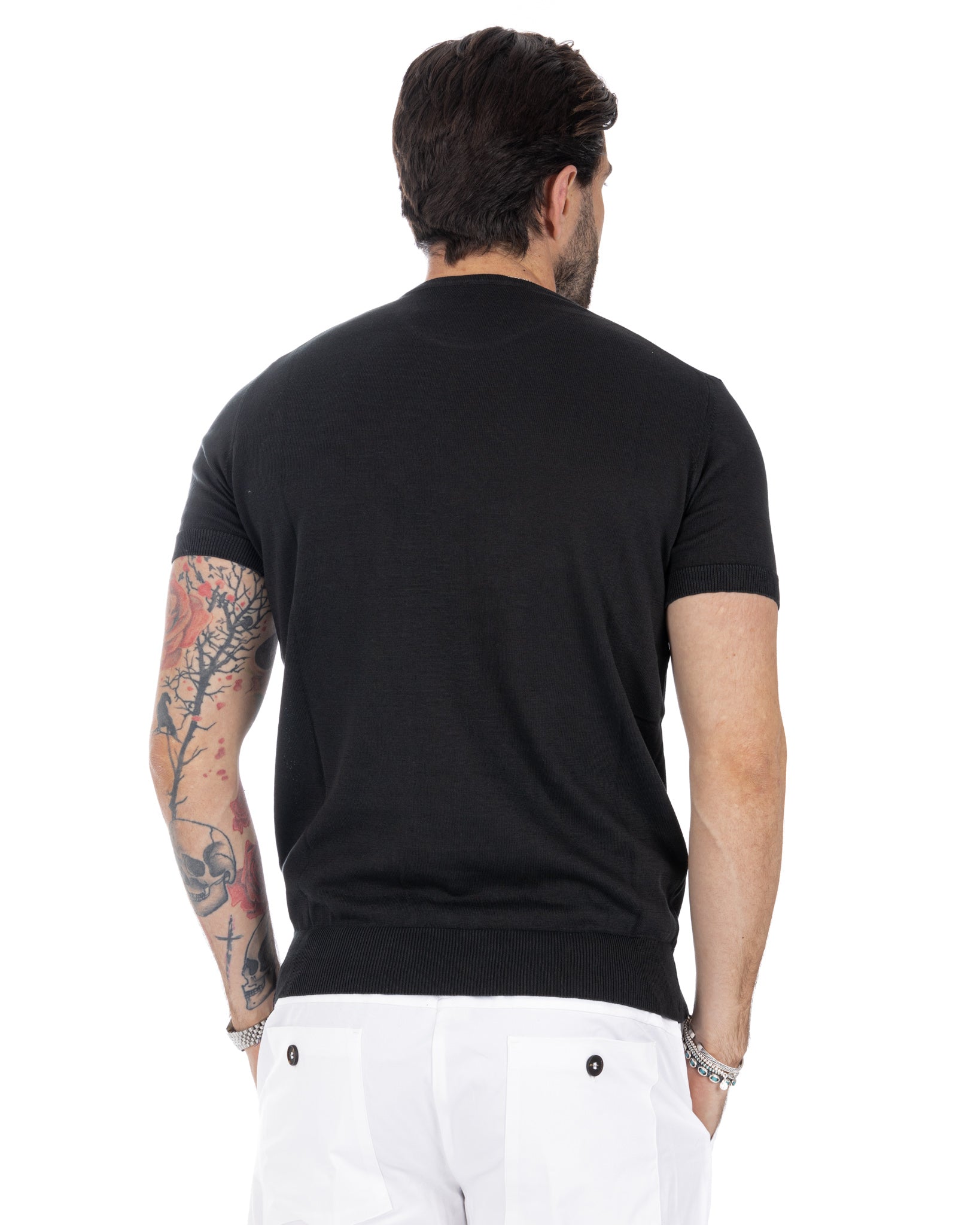 Jannik - black knitted t-shirt