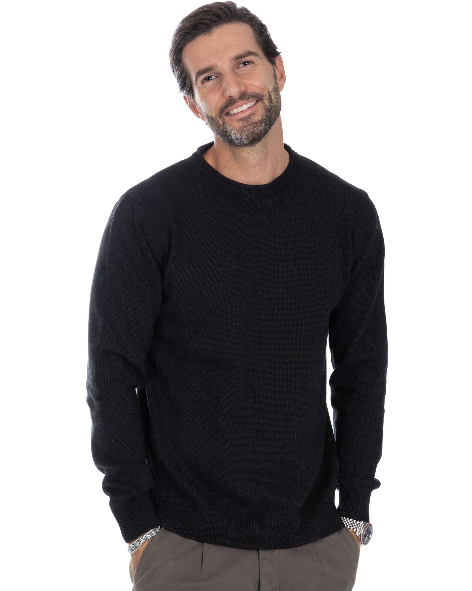 Adak - black crew neck sweater