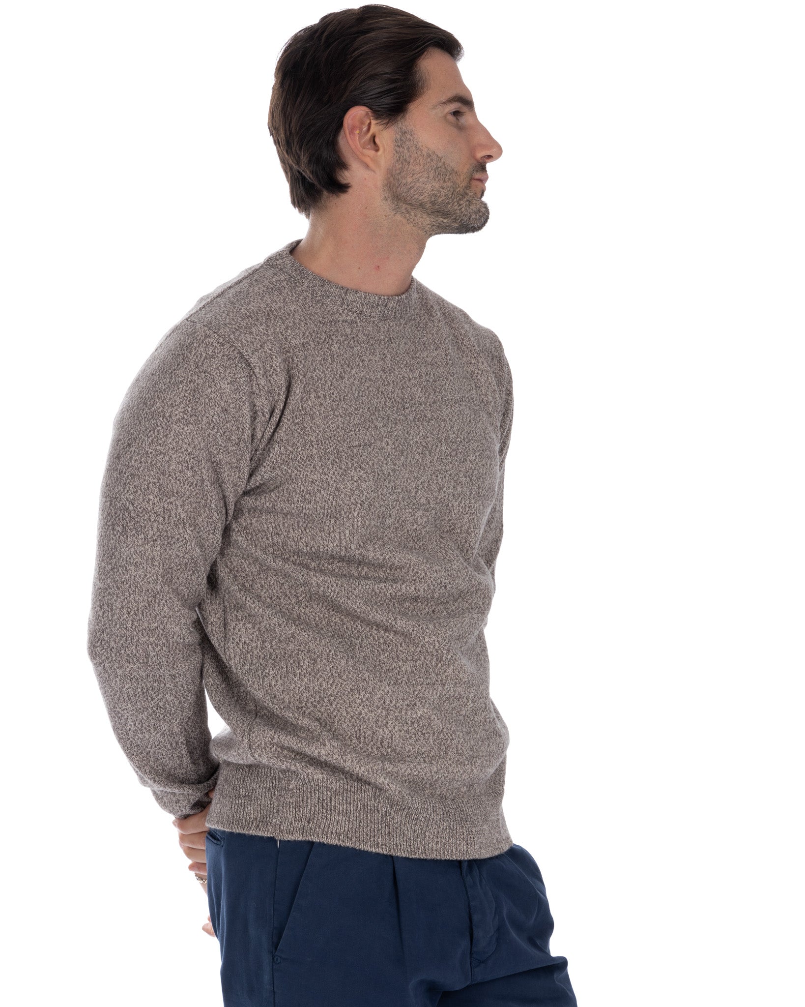 Willie - crew neck sweater in tobacco bouclé