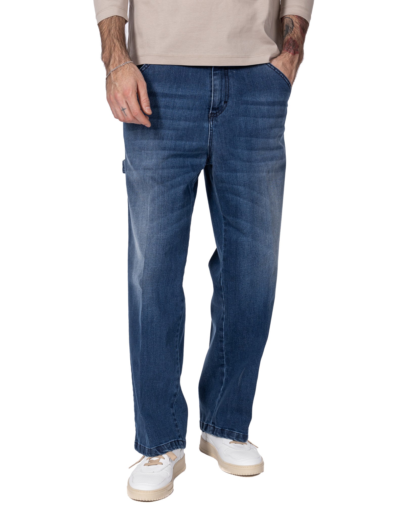 Koen - medium wash baggy jeans