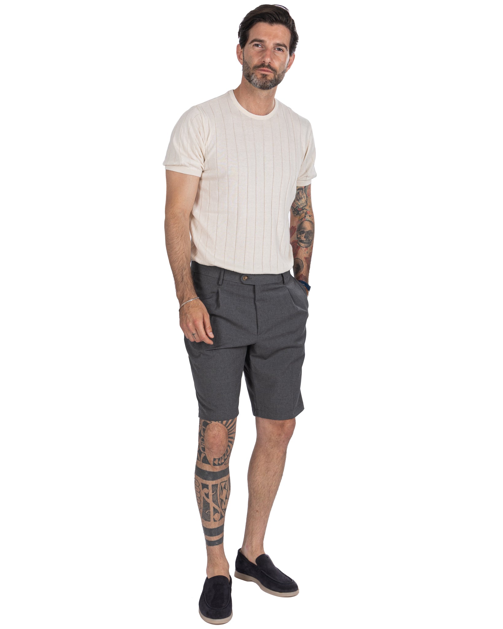 Colton - High-waisted Bermuda Shorts with Darts Charcoal