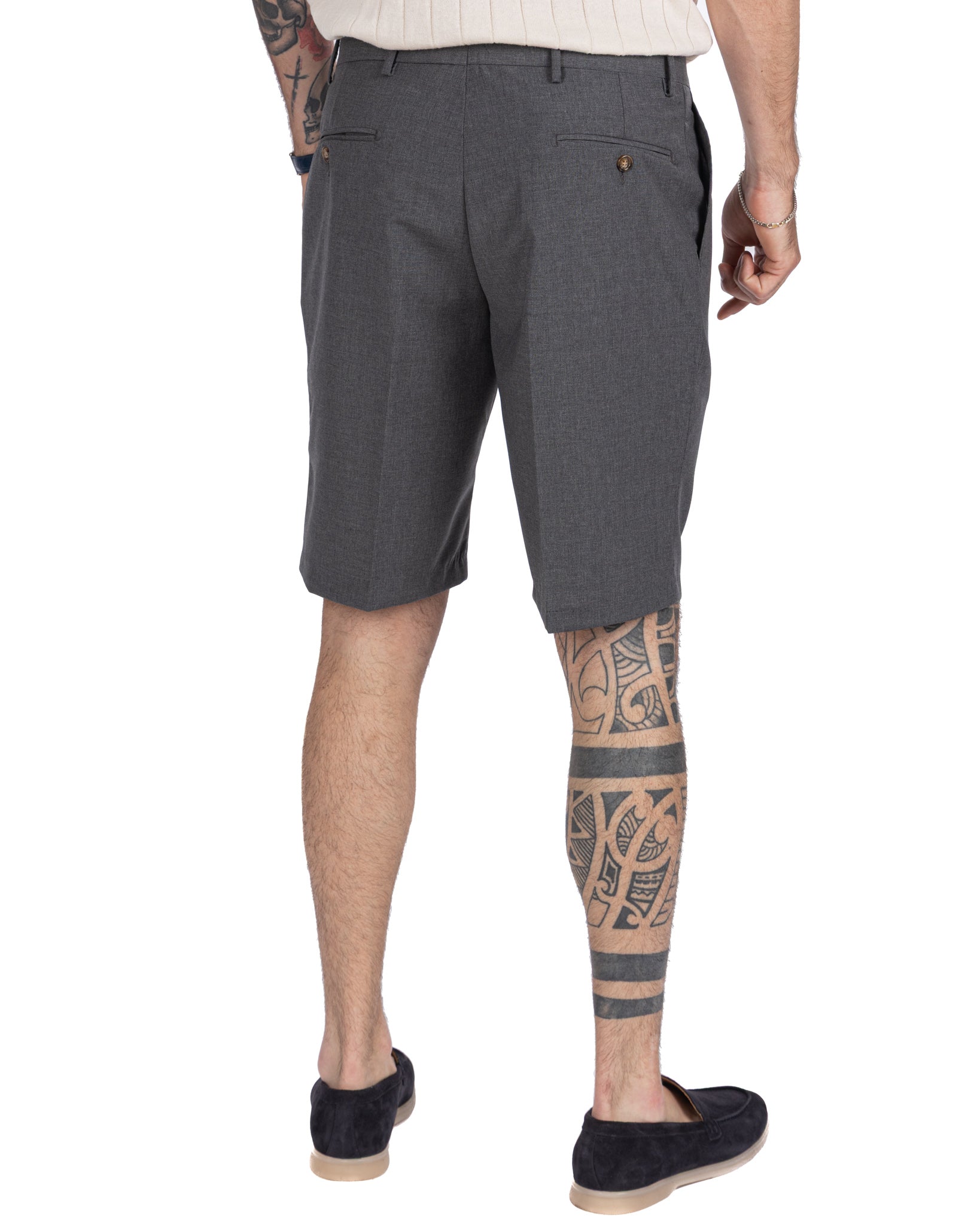 Colton - High-waisted Bermuda Shorts with Darts Charcoal