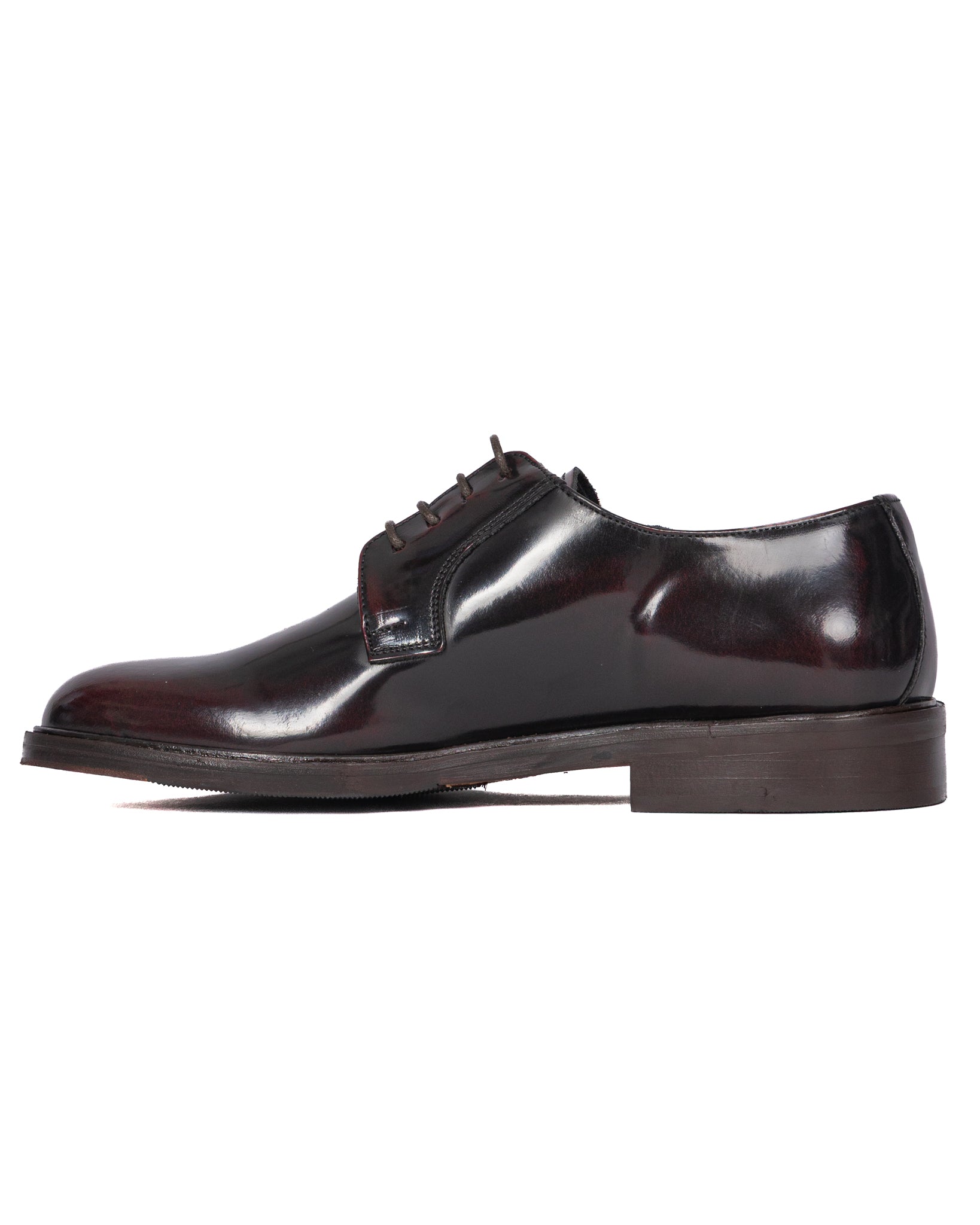 Edgar Derby in burgundy leather