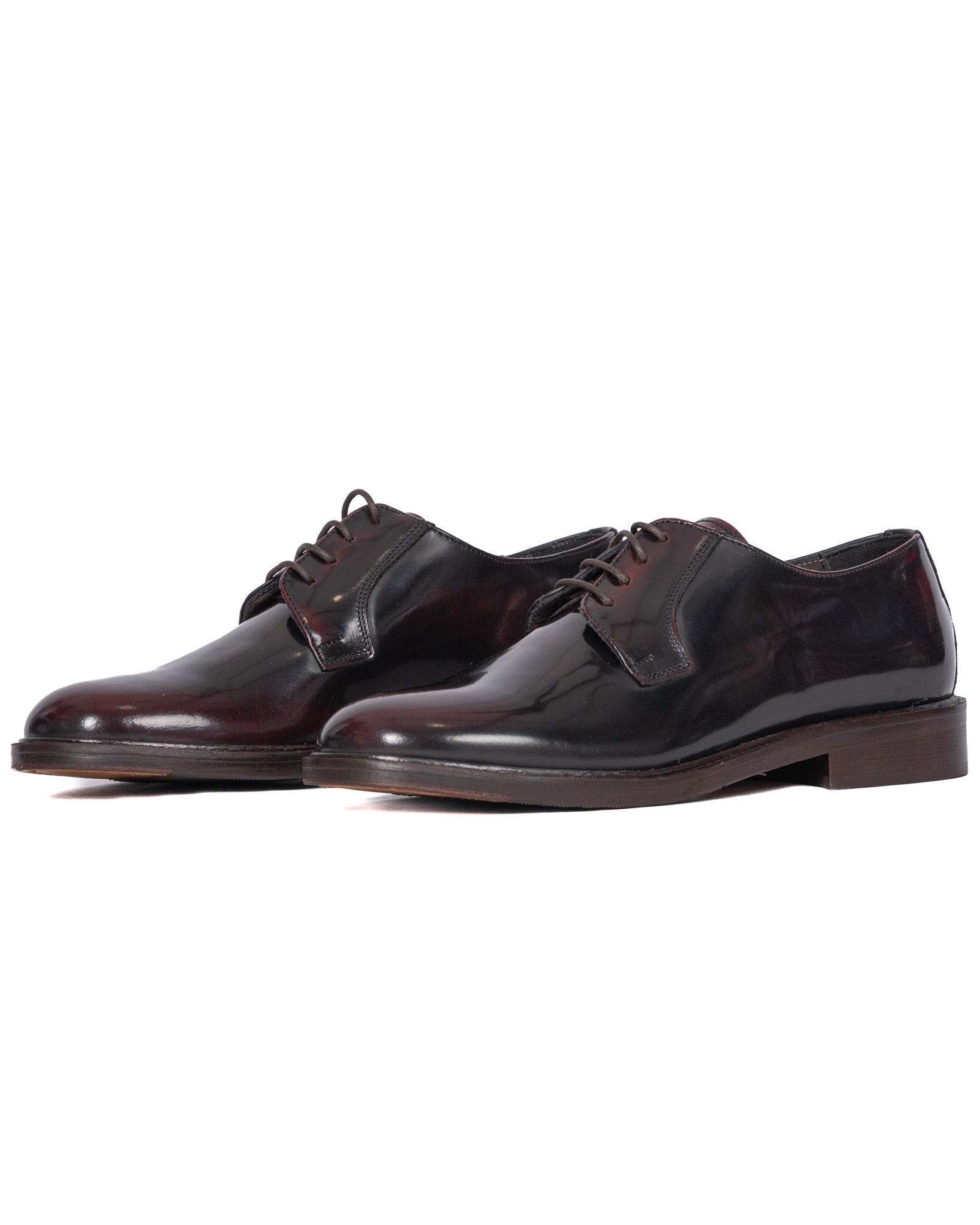 Edgar Derby in burgundy leather