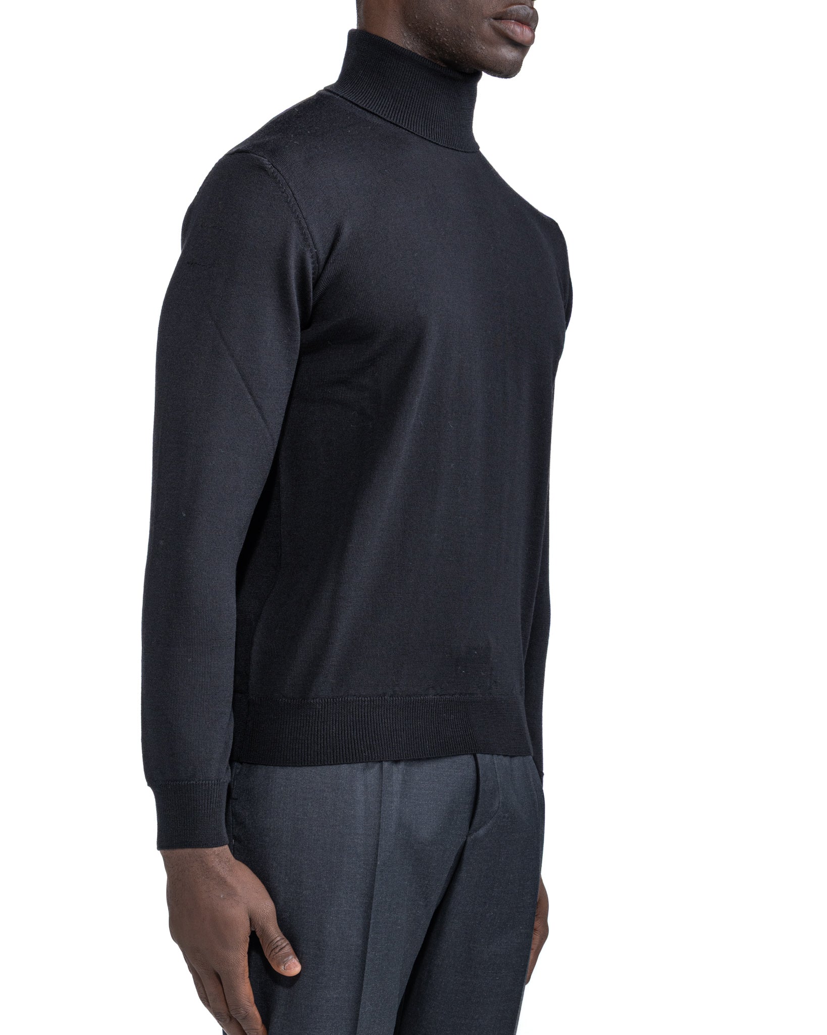 Vietri Turtleneck in Black Tollegno Wool