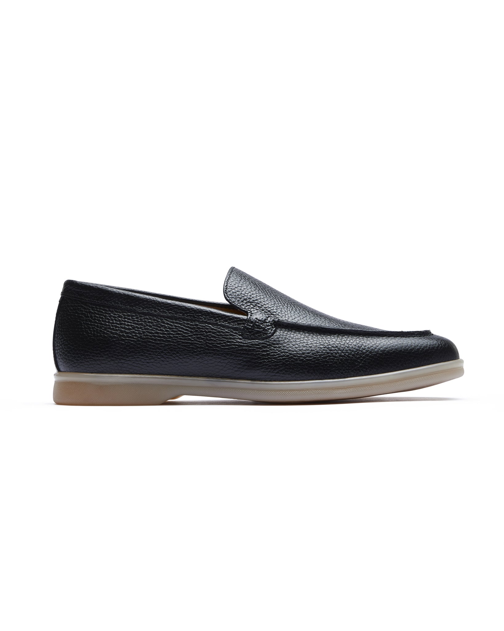 Pier black leather loafer