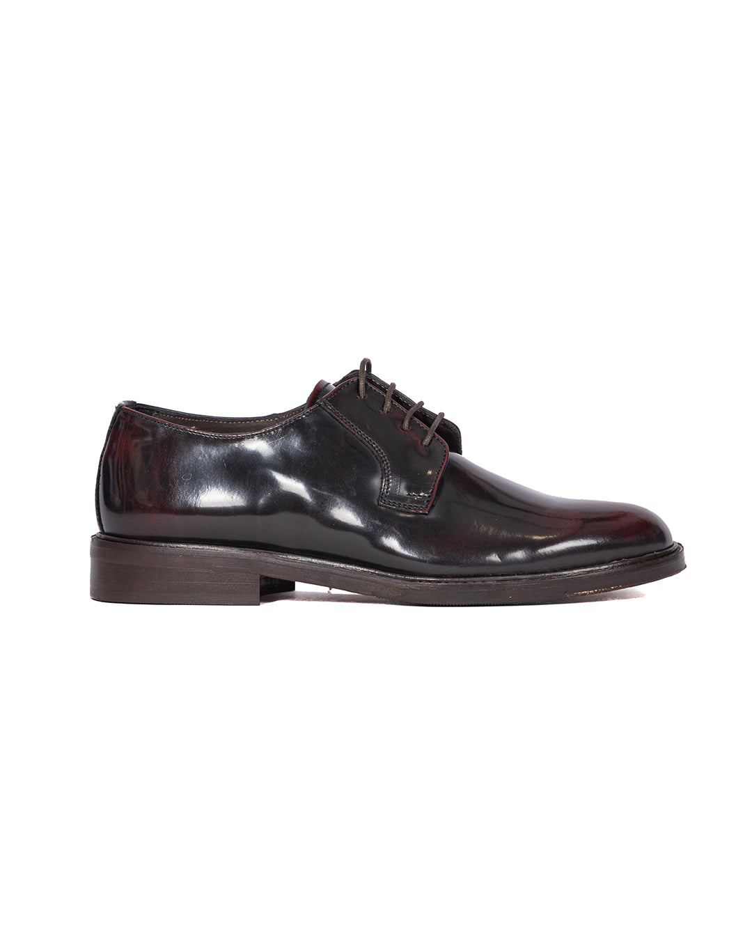 Edgar Derby in burgundy leather
