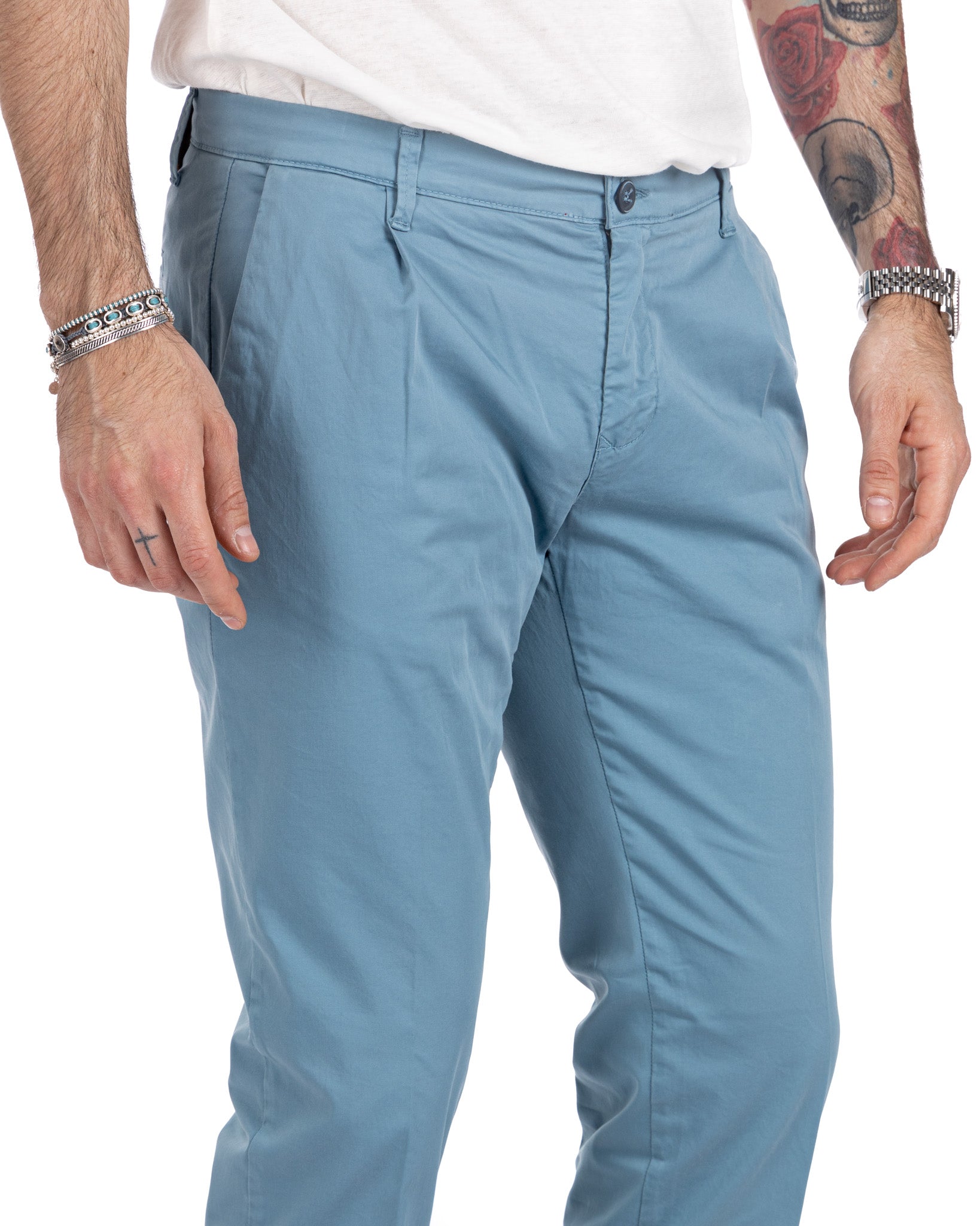 Miles - light blue pleated trousers