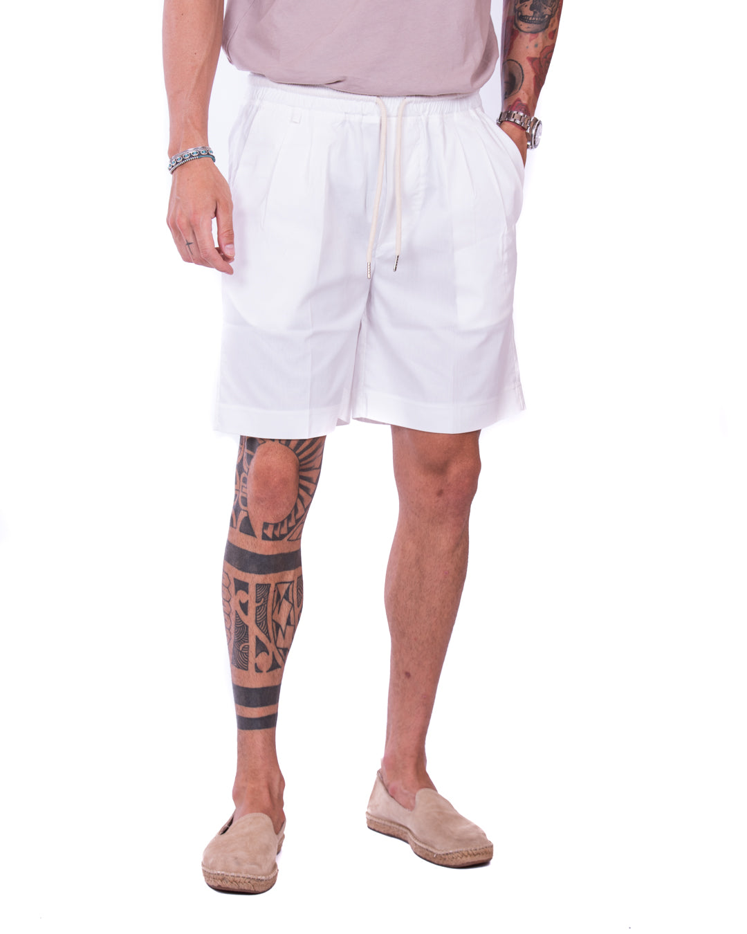 Larry - white cotton Bermuda shorts